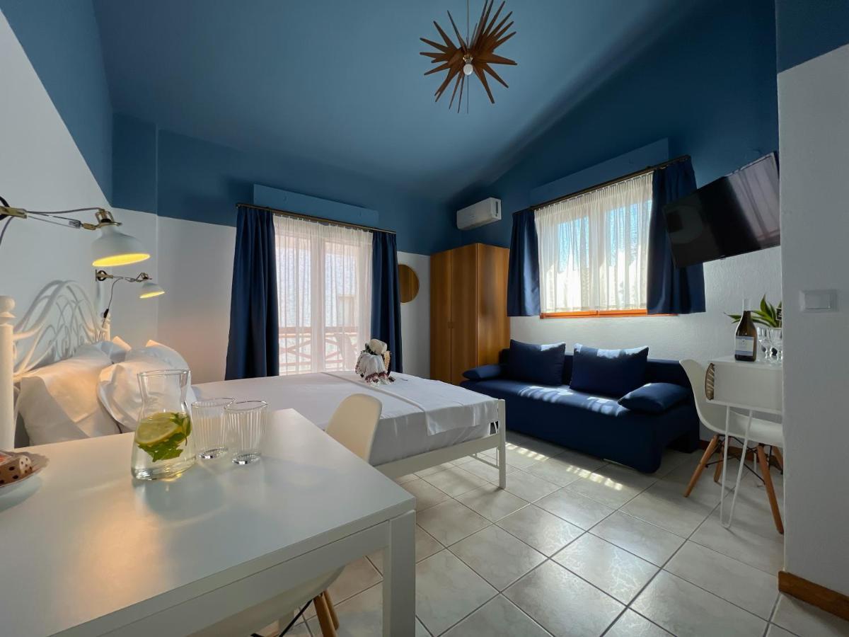 Joseph Village Apartments Foúrka Eksteriør bilde